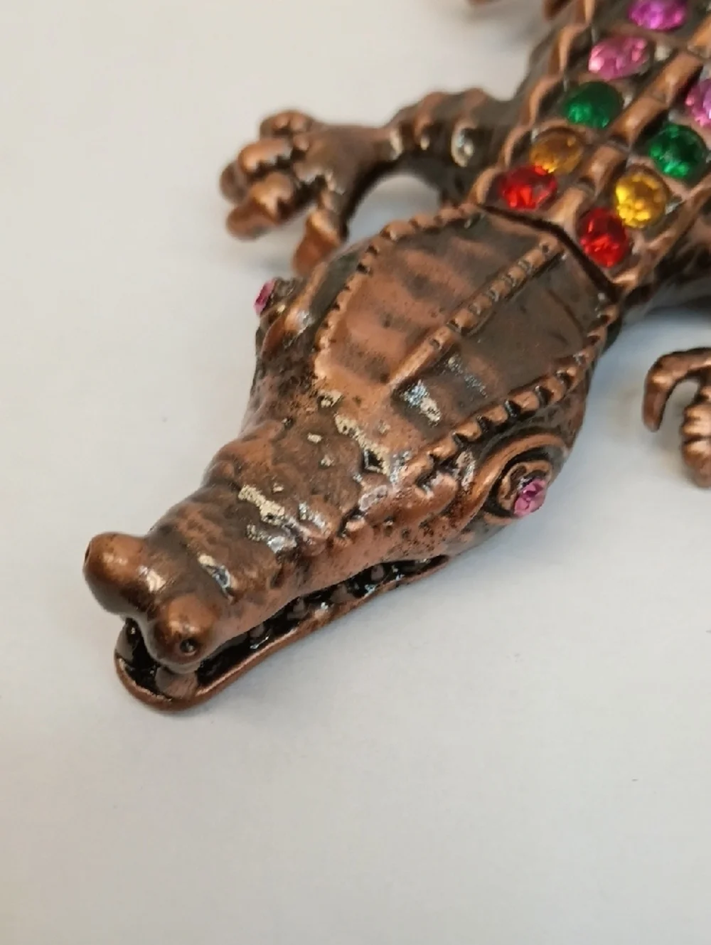 Oversized Crocodile Rhinestone Brooch Multicolor Statement Jewelry Size 7